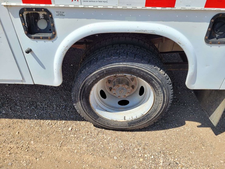 2003-ford-f450-image-10