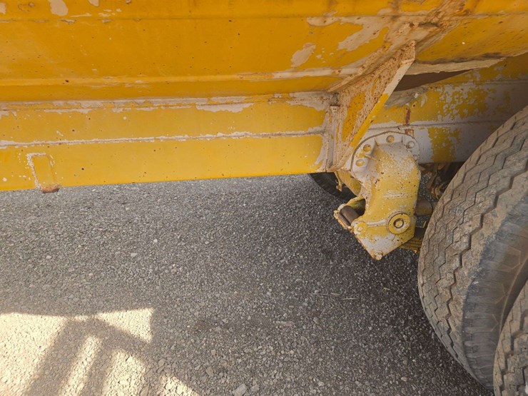 fruehauf-trailer-image-9