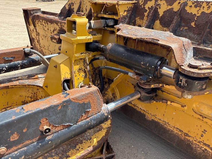 caterpillar-d6n-lgp-image-8