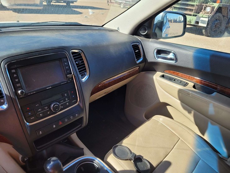 2013-dodge-durango-image-15