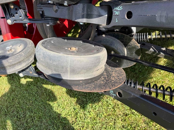 case-ih-550-image-15