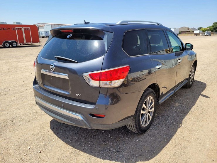 2013-nissan-pathfinder-image-5