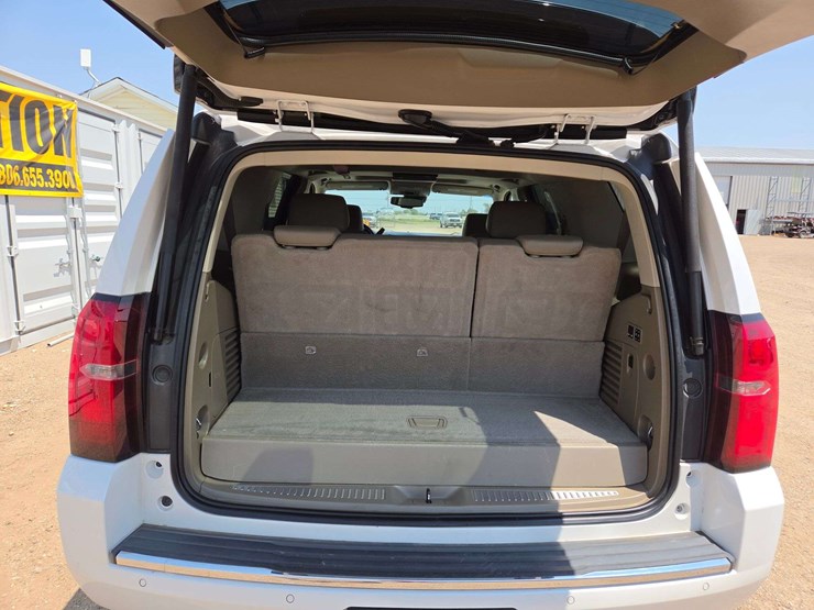 2018-chevrolet-tahoe-image-5