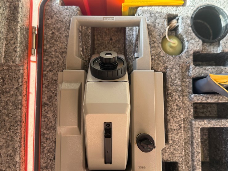 #2023-•-sokkia-set-5a-total-station-image-8
