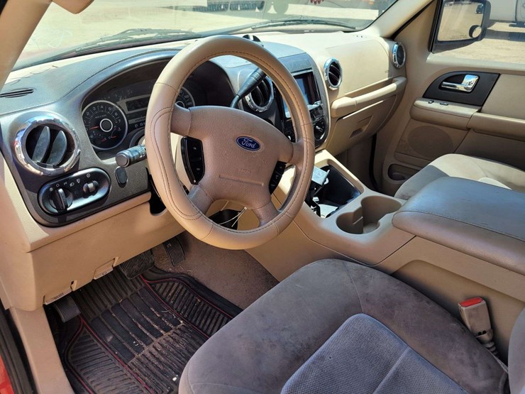 2006-ford-expedition-xlt-image-14