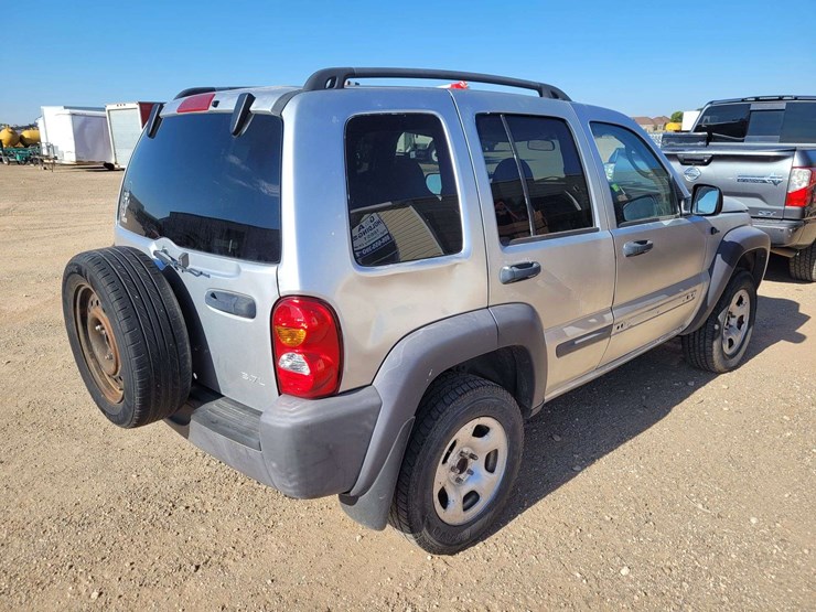 2003-jeep-liberty-sport-image-5