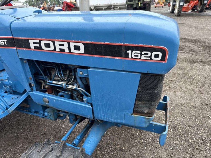 ford-1620-image-15