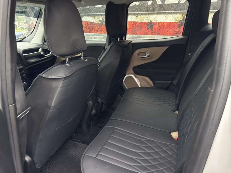 2018-jeep-renegade-image-10