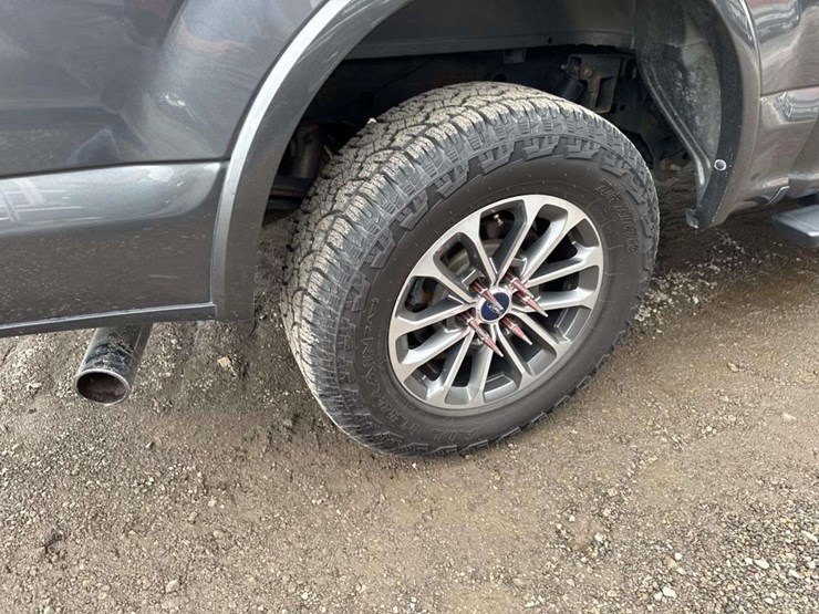 2019-ford-f150-image-7