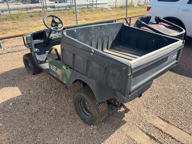 e-z-go-golf-cart-image-4