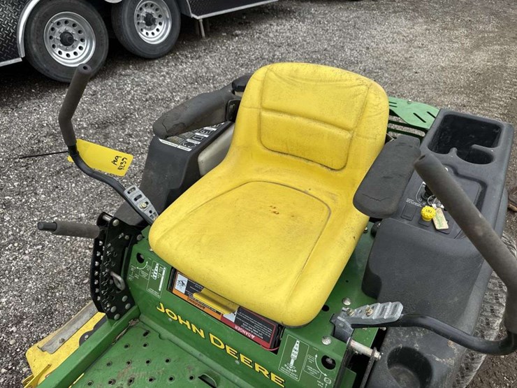 john-deere-425-image-10