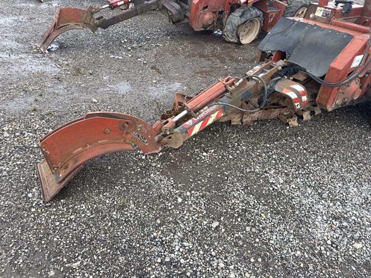 ditch-witch-3610-image-11