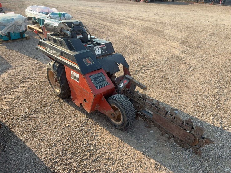 ditch-witch-1820-image-4