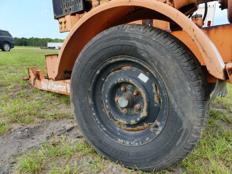 john-deere-4045d-image-5