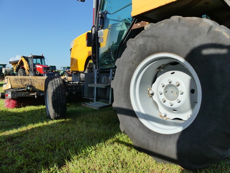 massey-ferguson-4608-image-7