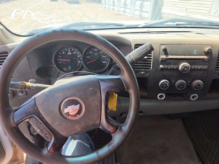 2008-chevrolet-silverado-1500-ls-image-24