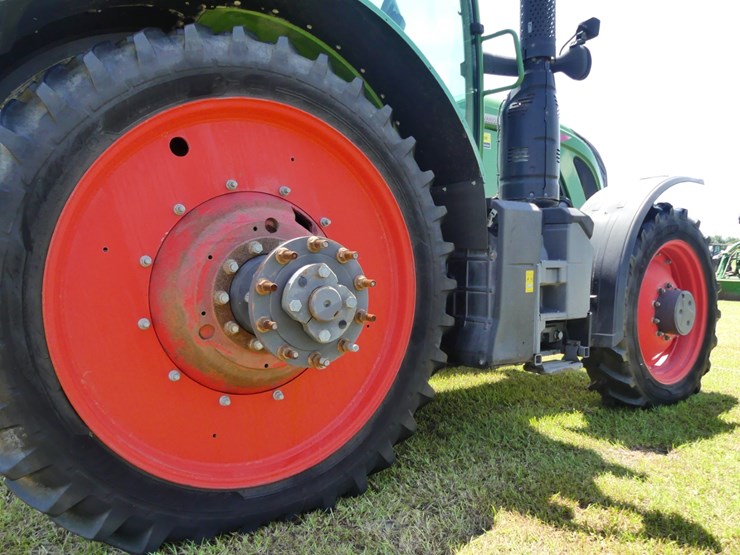 fendt-714-vario-image-11