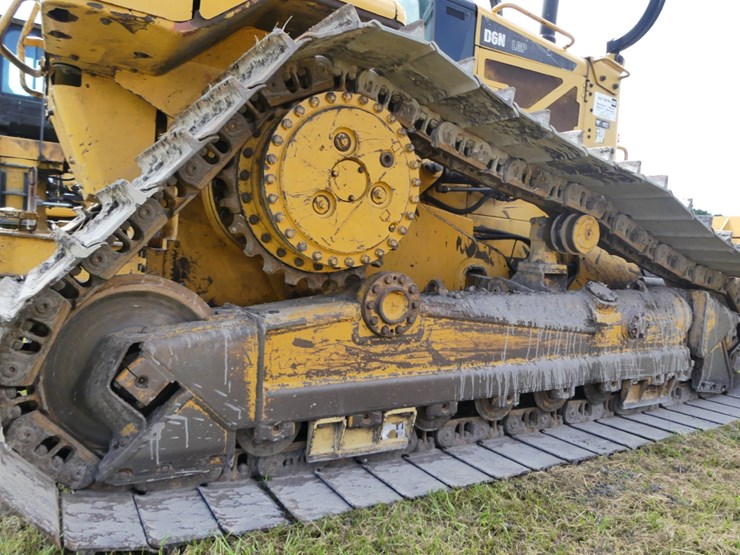 caterpillar-d6n-image-9