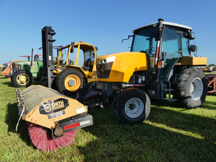 massey-ferguson-4608-image-1