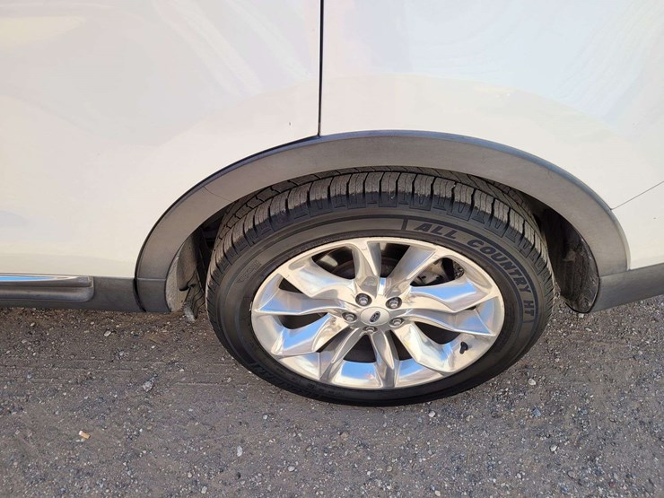 2012-ford-explorer-limited-image-9