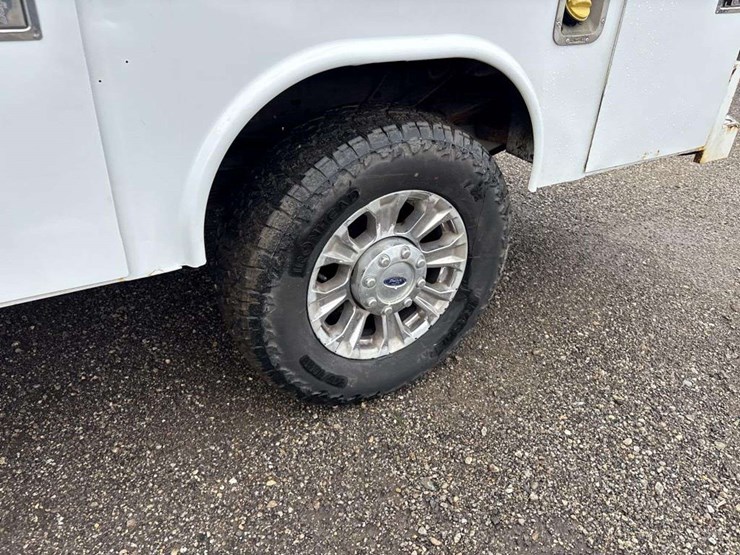 2011-ford-f350-image-6