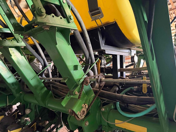 john-deere-1790-image-21
