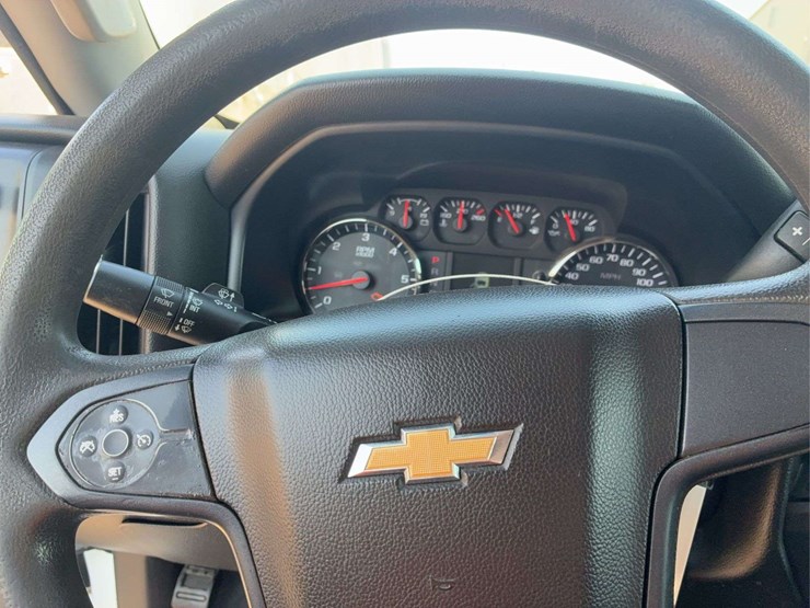 2017-chevrolet-silverado-2500-image-29