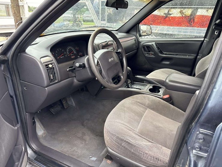 2000-jeep-grand-cherokee-laredo-image-9