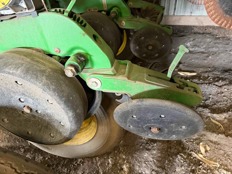 john-deere-1790-image-8