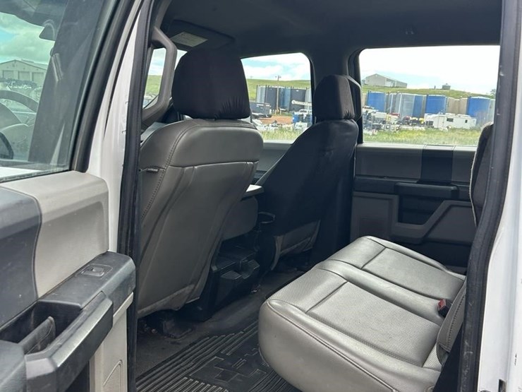 2020-ford-f450-xl-image-18