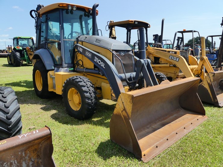 2020-deere-310sl-image-2