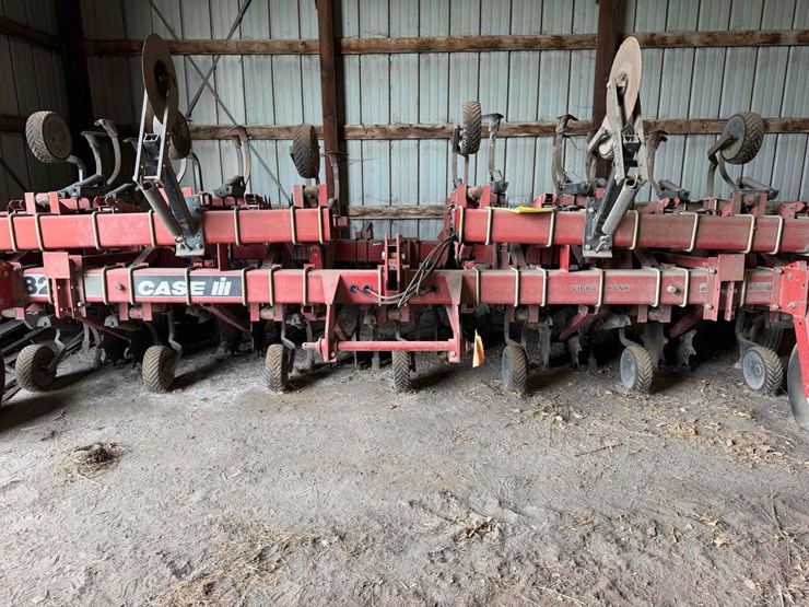 case-ih-vibra-shank-image-1