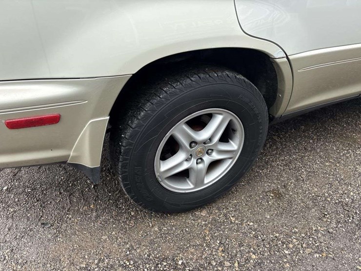 2000-lexus-rx300-image-7