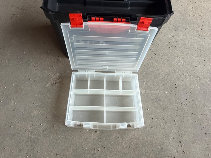 #2003-•-black-and-decker-tool-box-image-7