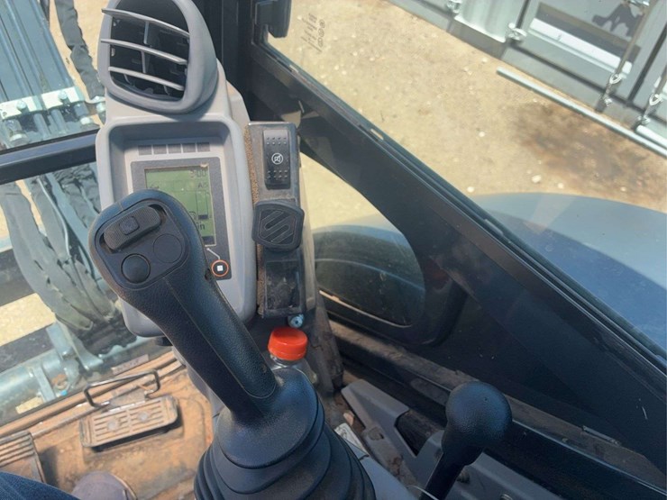 deere-30g-image-20