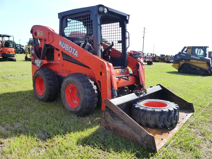 kubota-ssv75-image-2