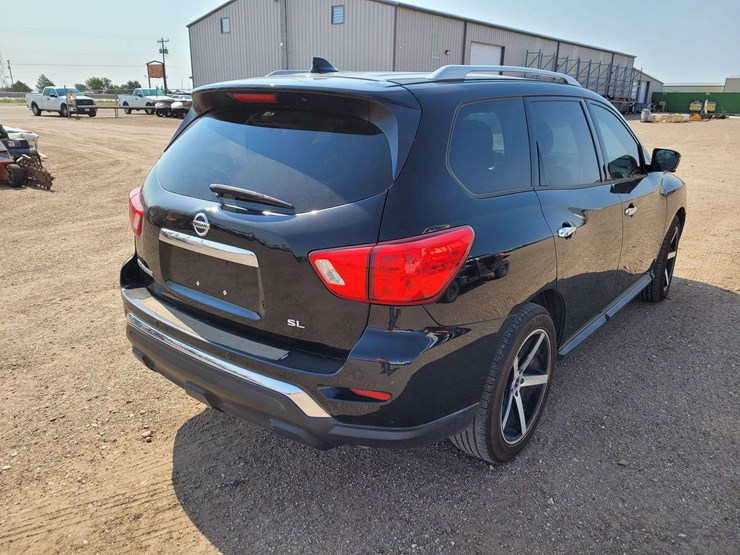 2019-nissan-pathfinder-image-4