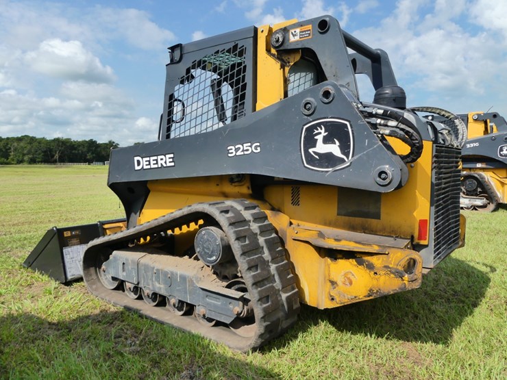 deere-325g-image-4