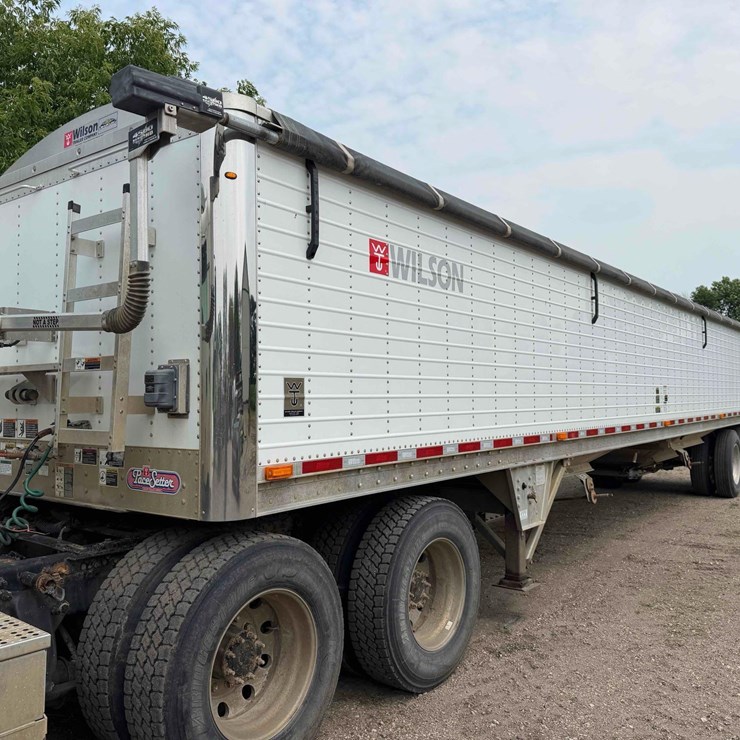 WILSON GRAIN TRAILER