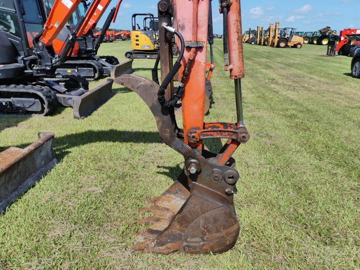 kubota-kx121-3-image-10