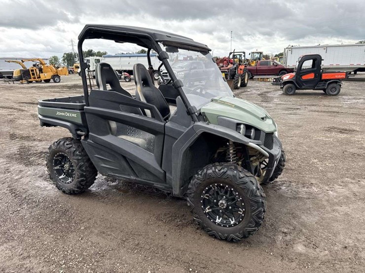 john-deere-gator-image-4