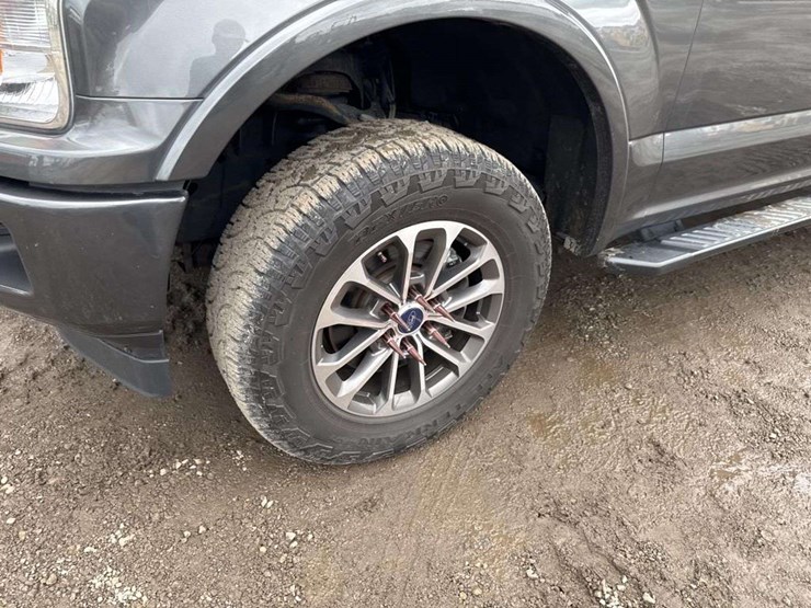 2019-ford-f150-image-5