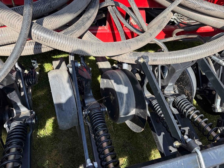 case-ih-550-image-11