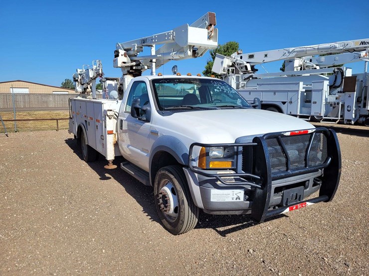 2006-ford-f550-image-2