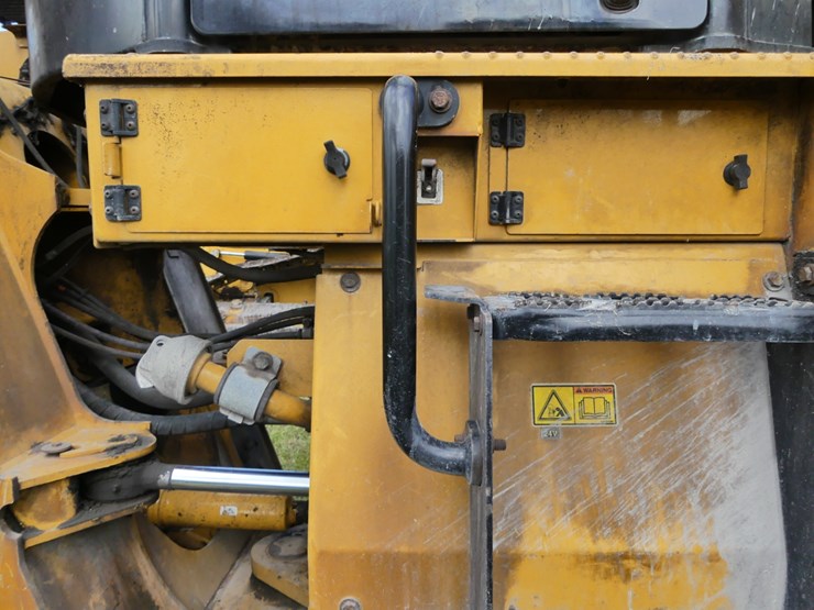caterpillar-980m-image-13
