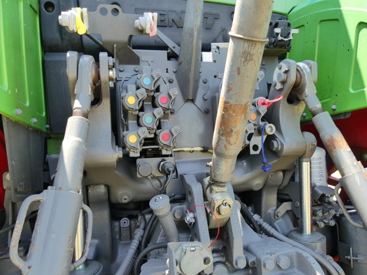 fendt-714-vario-image-7