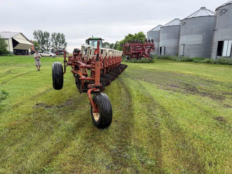 international-800-plow-image-4