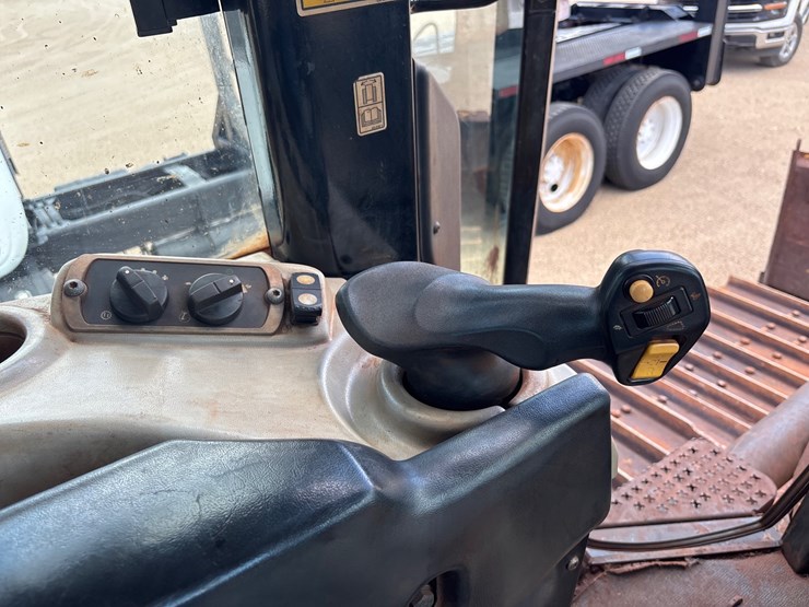 caterpillar-d6n-lgp-image-18