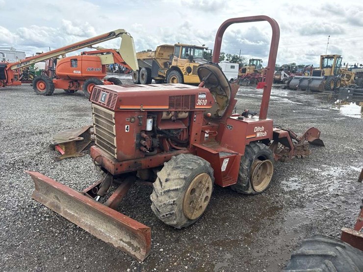 ditch-witch-3610-image-1