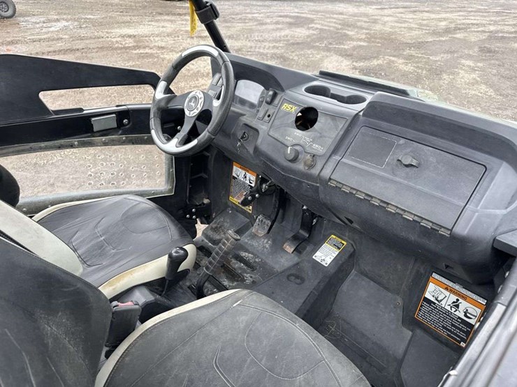 john-deere-gator-image-9